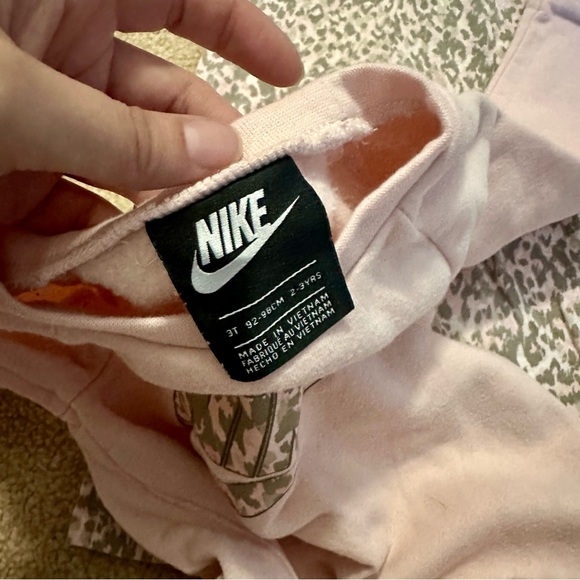 Nike Leopard Print Outfit Set - Picture 5 of 5